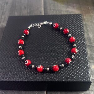 Chic Red and Black Beaded Bracelet